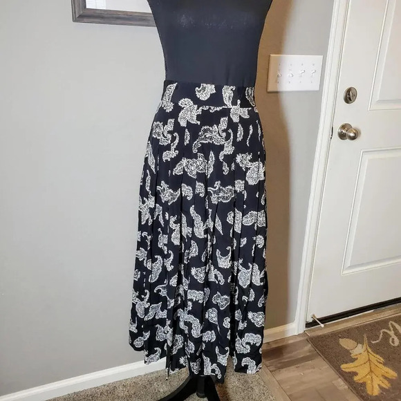 Chaus Vintage Paisley Pleated Midi Skirt Women's Size 14 - Picture 1 of 10